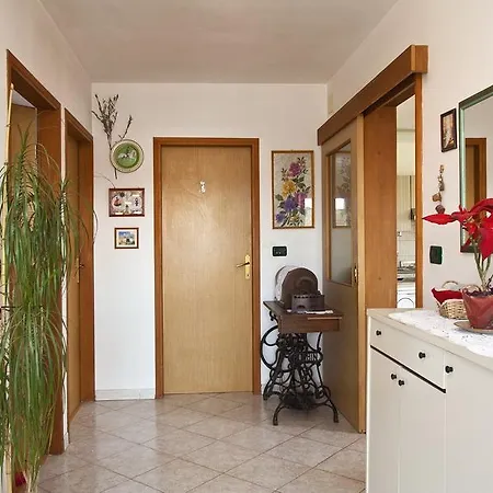 Holiday Ana Apartman *