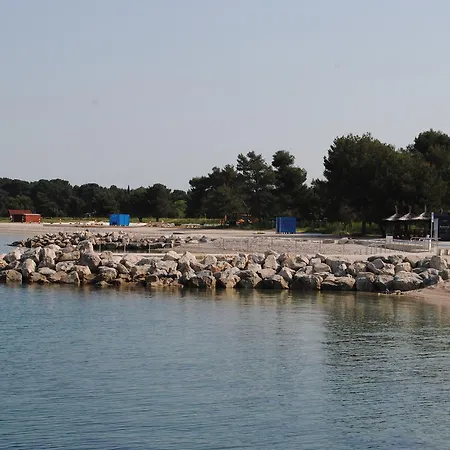 Holiday Ana Apartman