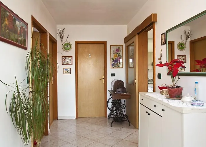 Holiday Ana Apartman *