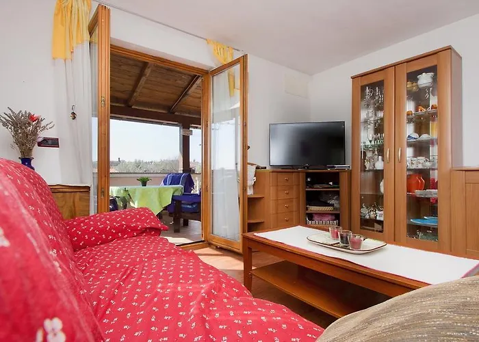 Holiday Ana Apartman *