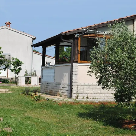 Holiday Ana Apartmán *