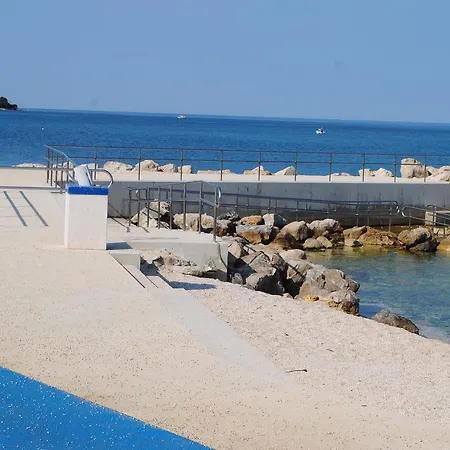 Apartmán Holiday Ana Pula