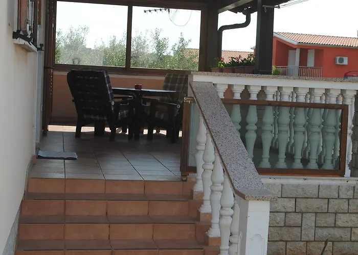 Apartament Holiday Ana *